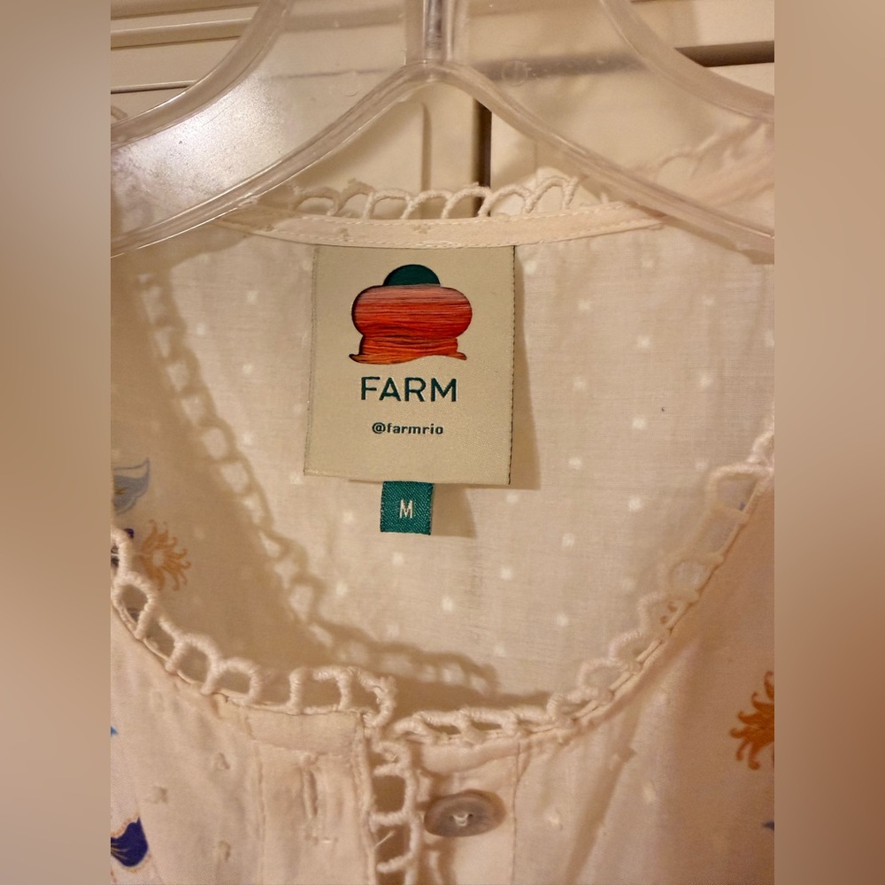 FARM Rio Mystic Blue Lotus Dreamscape Blouse in Off-White size Medium - Picture 7 of 10